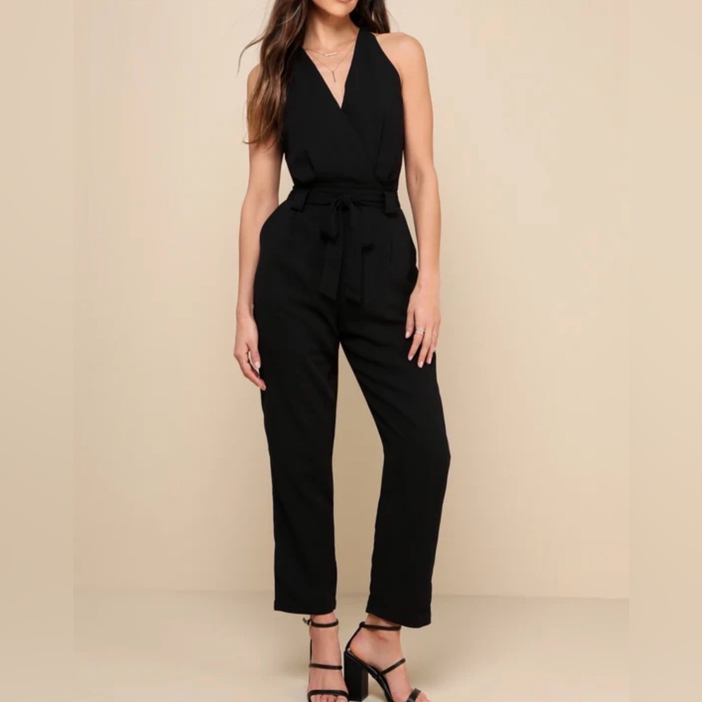 Lulus In The City Black Surplice Sleeveless Jumpsuit - Size S